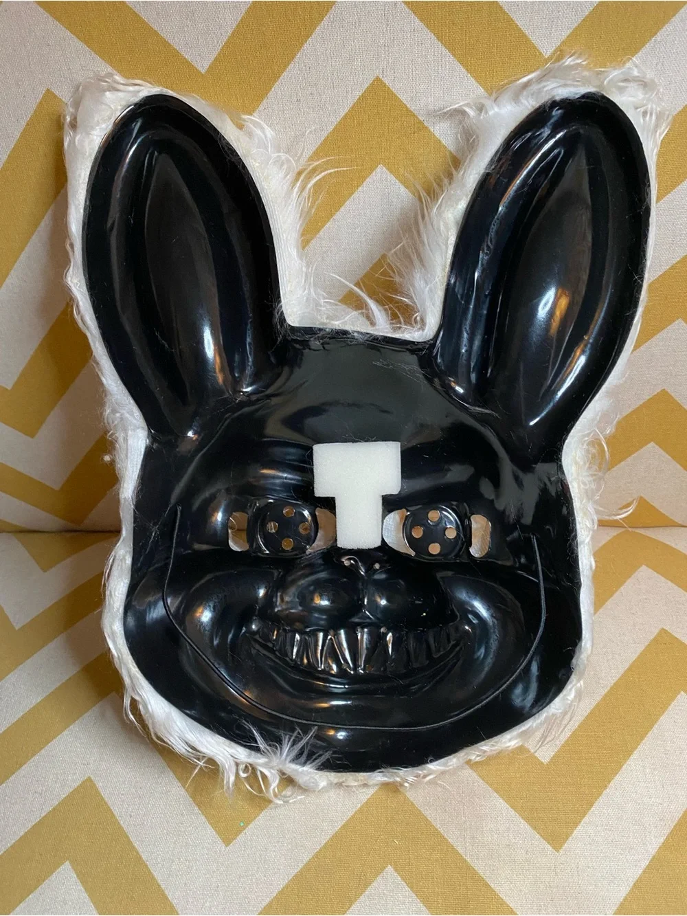 Creepy rabbit Halloween mask (zz)